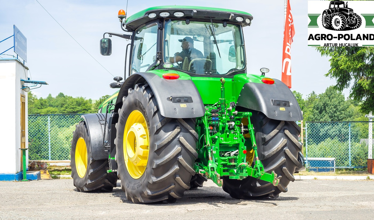 JOHN DEERE 8295 R - 5105 h - POWERSHIFT - AUTOTRAC - 2016 ROK - ORYGINALNE OPONY - Farm tractor: picture 5 JOHN DEERE 8295 R - 5105 h - POWERSHIFT - AUTOTRAC - 2016 ROK - ORYGINALNE OPONY - Farm tractor: picture 5