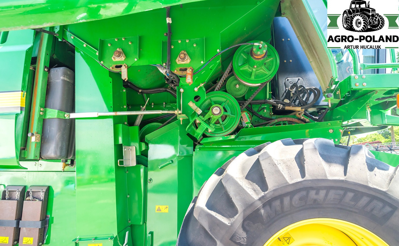 Leasing of JOHN DEERE W 550 - 2981 h - 5,5 M - 2011 ROK JOHN DEERE W 550 - 2981 h - 5,5 M - 2011 ROK: picture 9