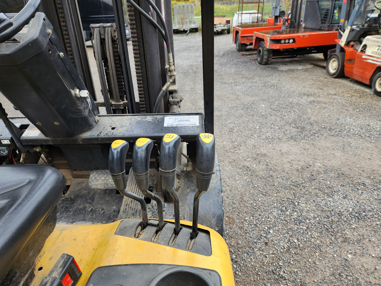 LPG forklift DAEWOO G30E-3: picture 7