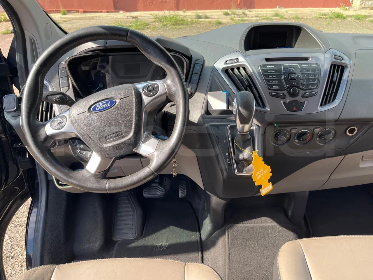 Passenger van Ford Tourneo Custom: picture 20 Passenger van Ford Tourneo Custom: picture 20