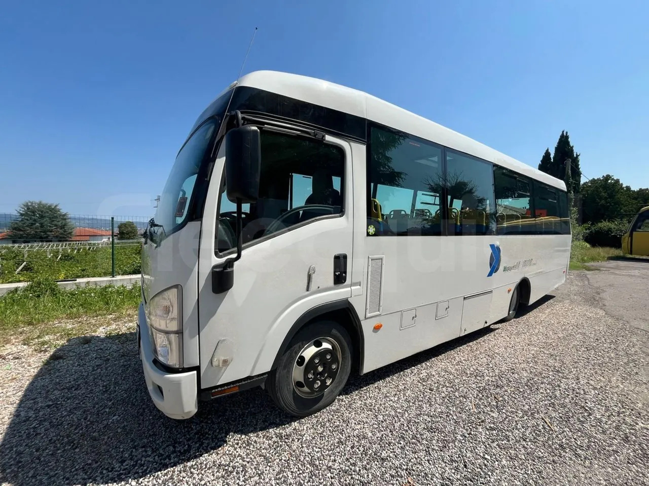 Isuzu P65 - School bus: picture 4 Isuzu P65 - School bus: picture 4