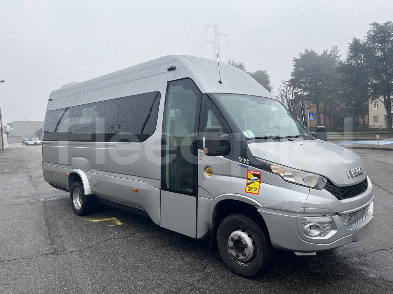 Iveco Daily - Suburban bus: picture 1 Iveco Daily - Suburban bus: picture 1