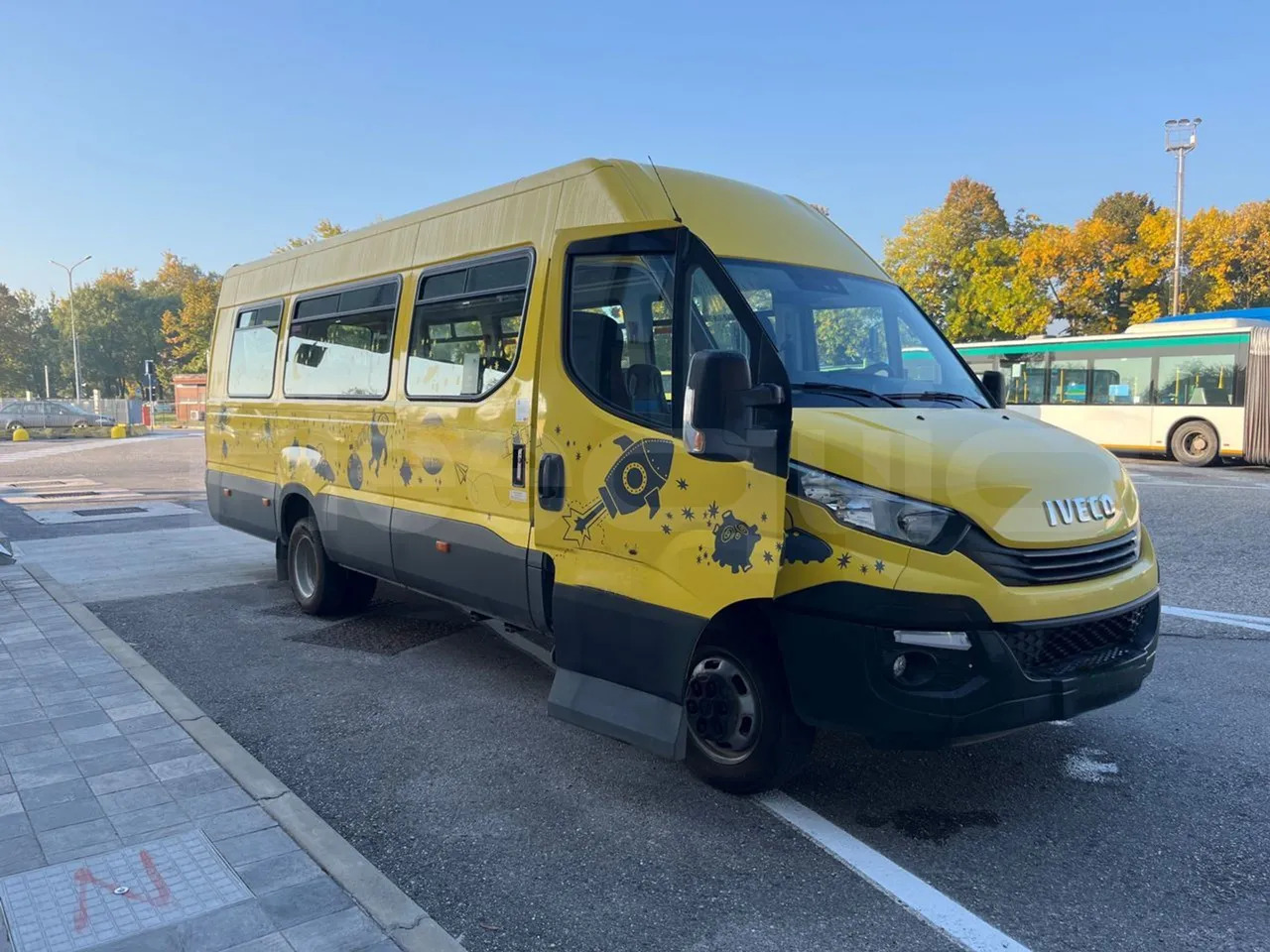 School bus Iveco Daily: picture 10 School bus Iveco Daily: picture 10