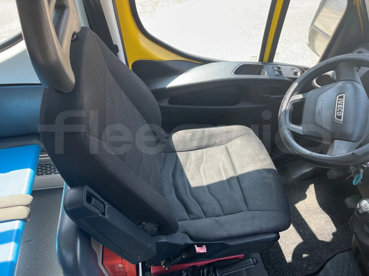 School bus Iveco Daily: picture 14