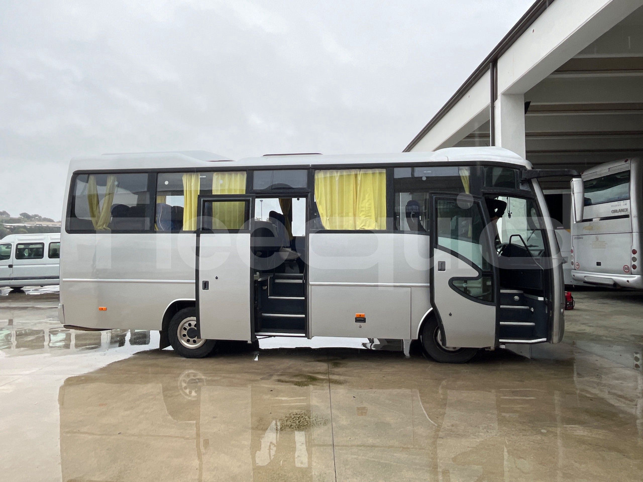 Coach Iveco Eurocargo: picture 14 Coach Iveco Eurocargo: picture 14