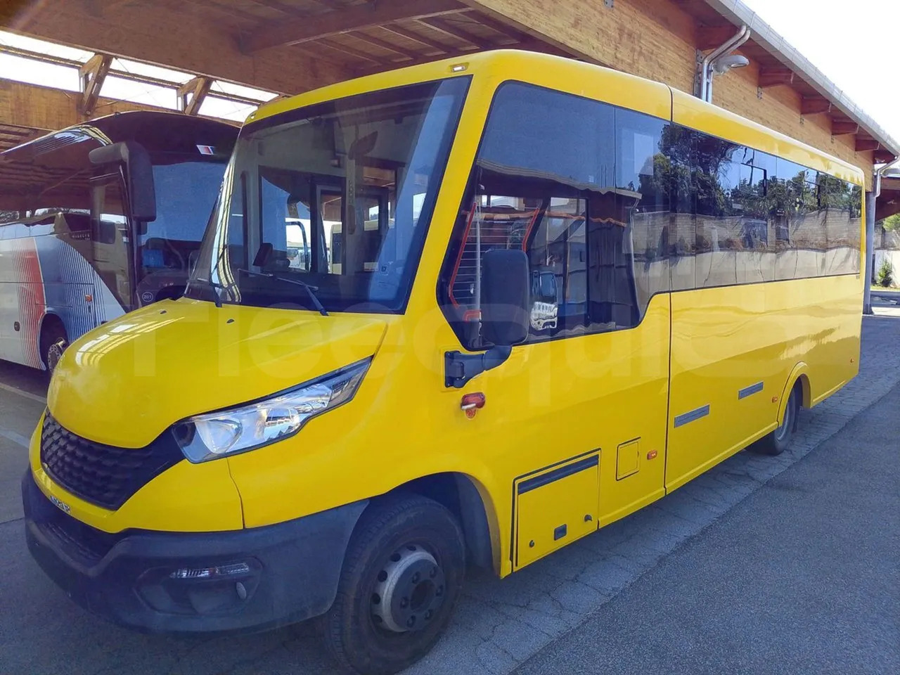Iveco Indcar - School bus: picture 4 Iveco Indcar - School bus: picture 4