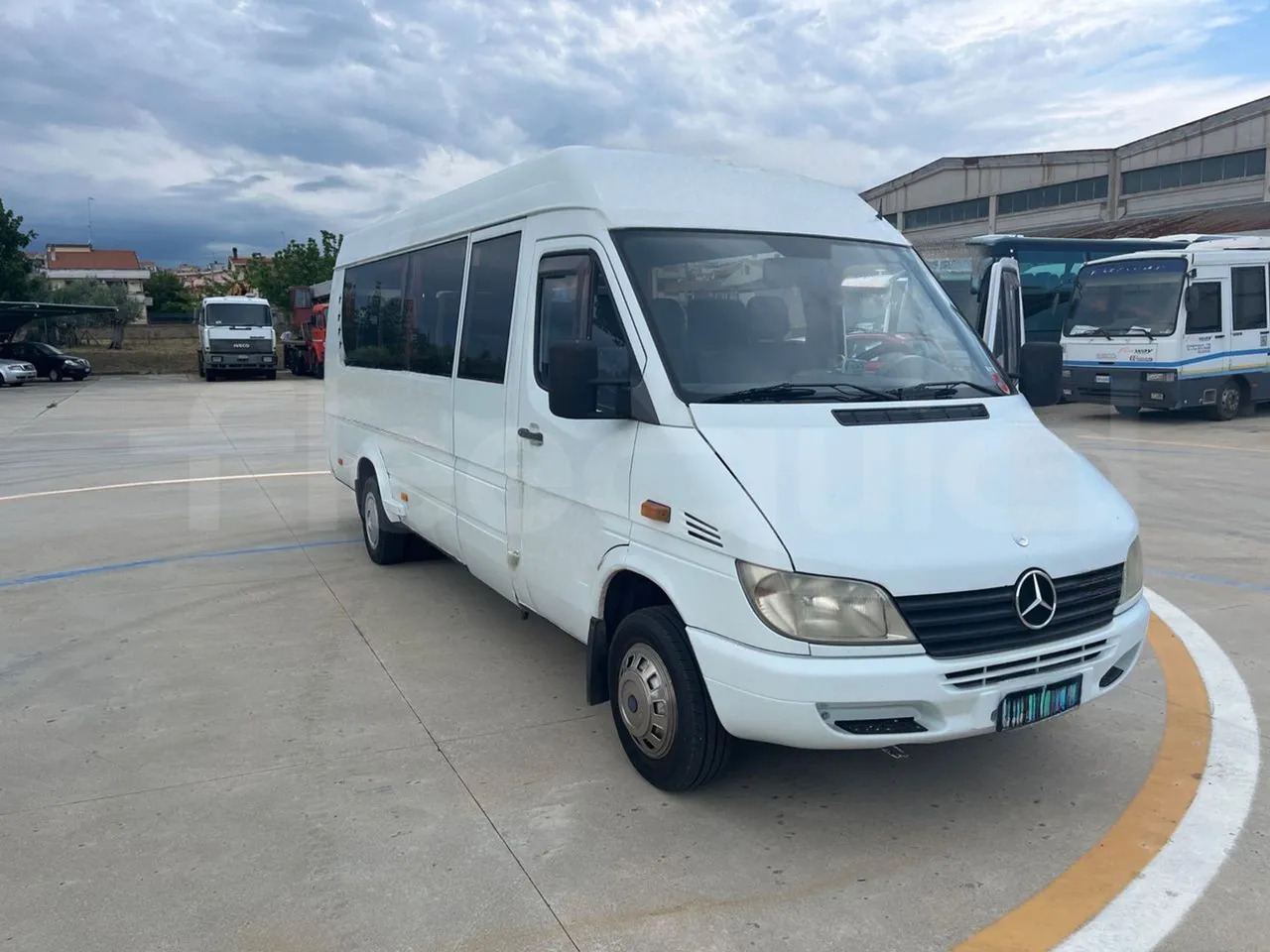 Mercedes-Benz Sprinter - Minibus, Passenger van: picture 1 Mercedes-Benz Sprinter - Minibus, Passenger van: picture 1