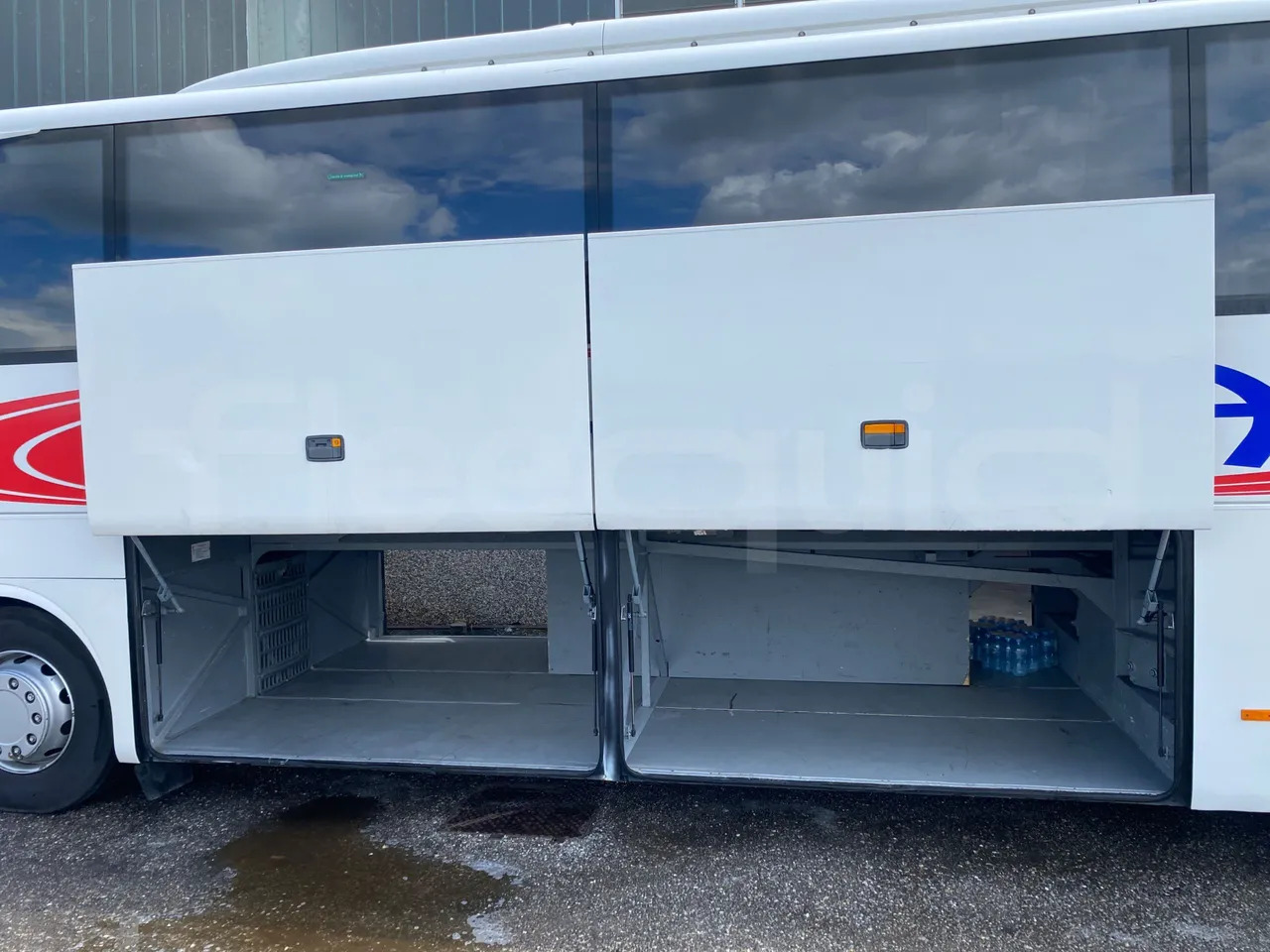 Coach Mercedes-Benz Tourismo: picture 7 Coach Mercedes-Benz Tourismo: picture 7