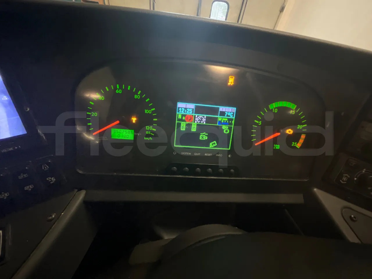 Mercedes-Benz Tourismo - Coach: picture 3 Mercedes-Benz Tourismo - Coach: picture 3