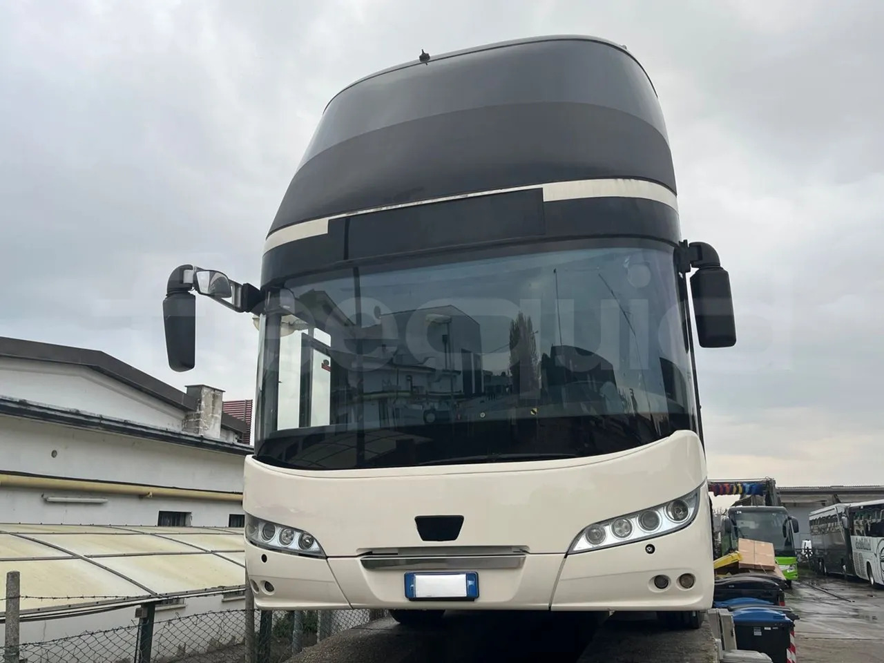 Neoplan Skyliner - Double-decker bus: picture 2 Neoplan Skyliner - Double-decker bus: picture 2