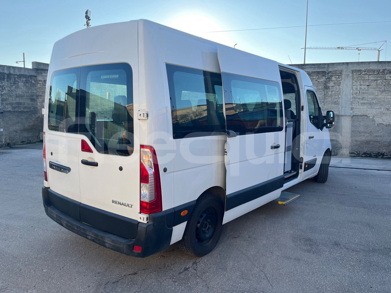 Leasing of Renault Master Renault Master: picture 8 Leasing of Renault Master Renault Master: picture 8