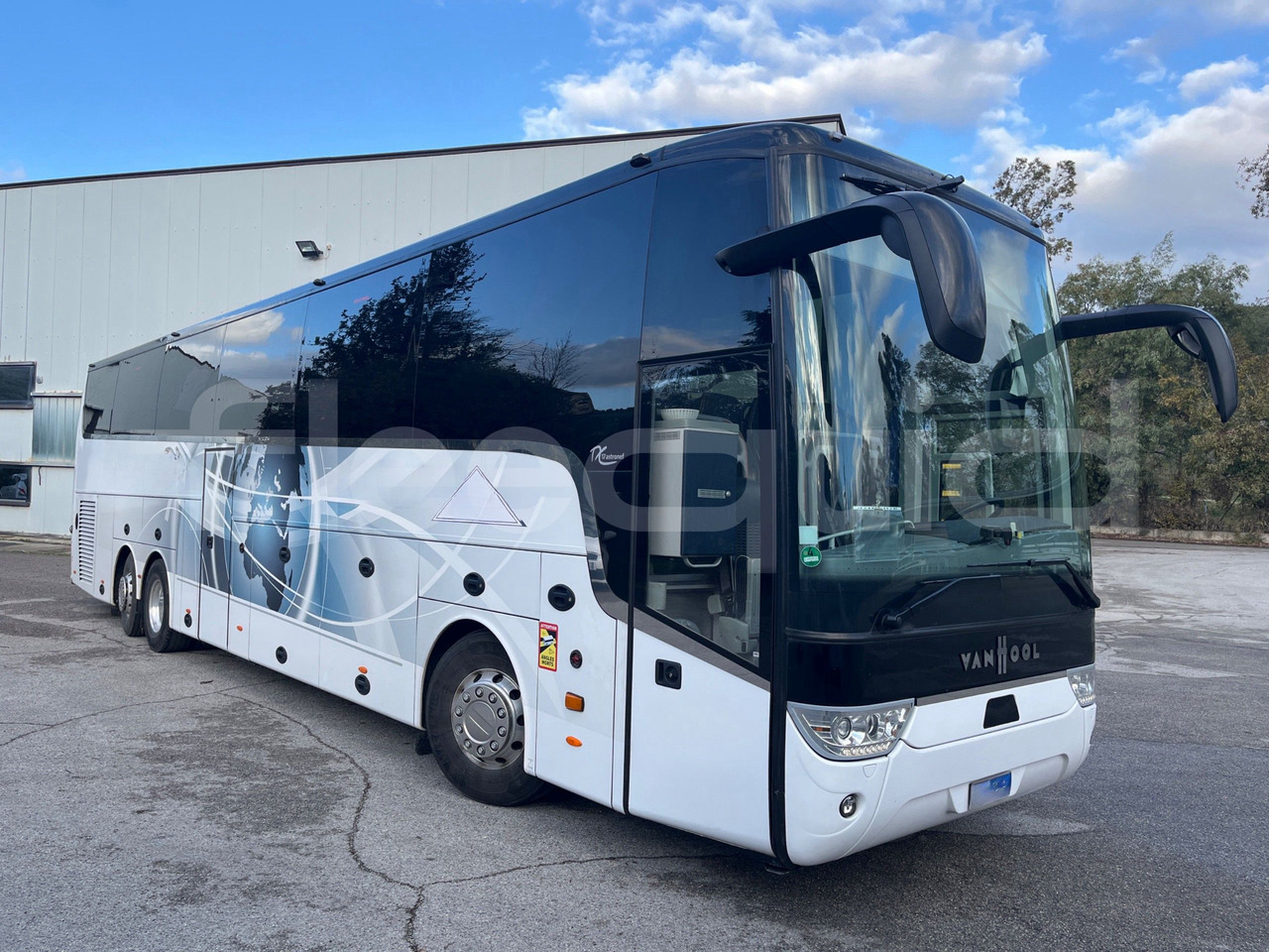 Van Hool Astron - Coach: picture 1 Van Hool Astron - Coach: picture 1