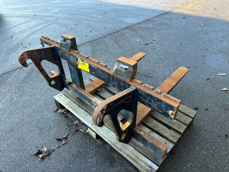 Cat 908 forks - Forks for Construction machinery: picture 5 Cat 908 forks - Forks for Construction machinery: picture 5