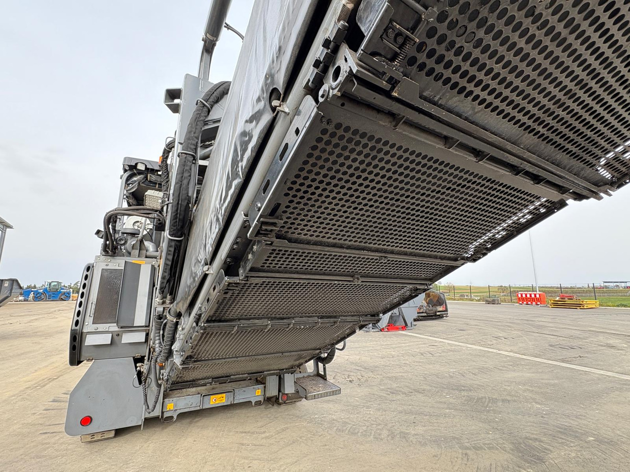 VÖGELE MT 3000-3i OFFSET - Asphalt paver: picture 2 VÖGELE MT 3000-3i OFFSET - Asphalt paver: picture 2