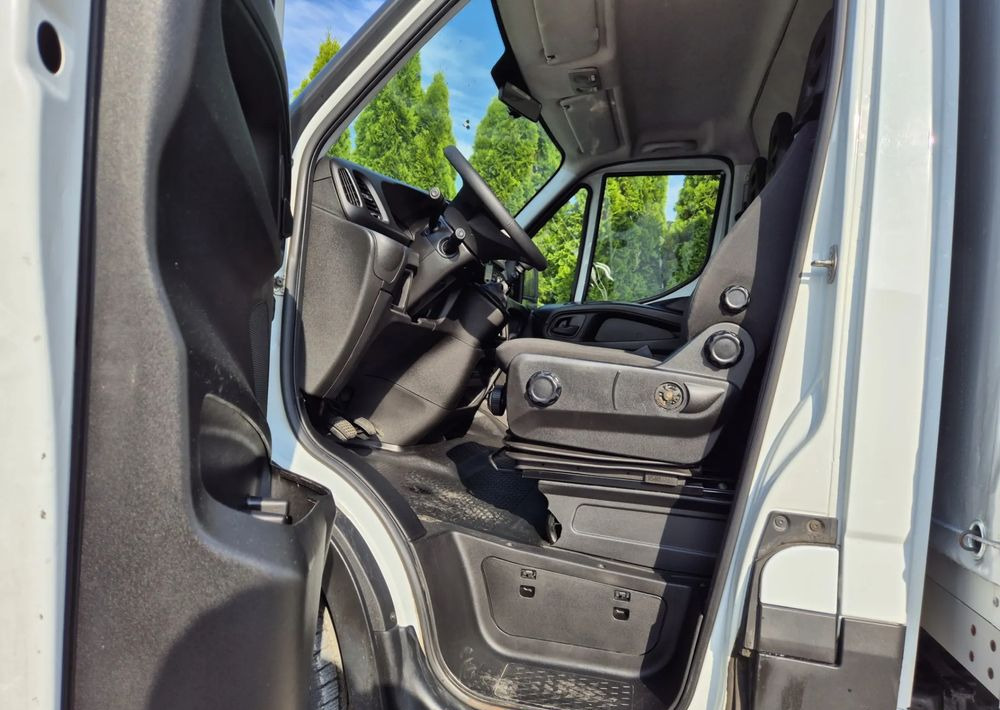 Iveco 35C15 3.0 150KM, Burto-Plandeka - Open body delivery van: picture 5 Iveco 35C15 3.0 150KM, Burto-Plandeka - Open body delivery van: picture 5