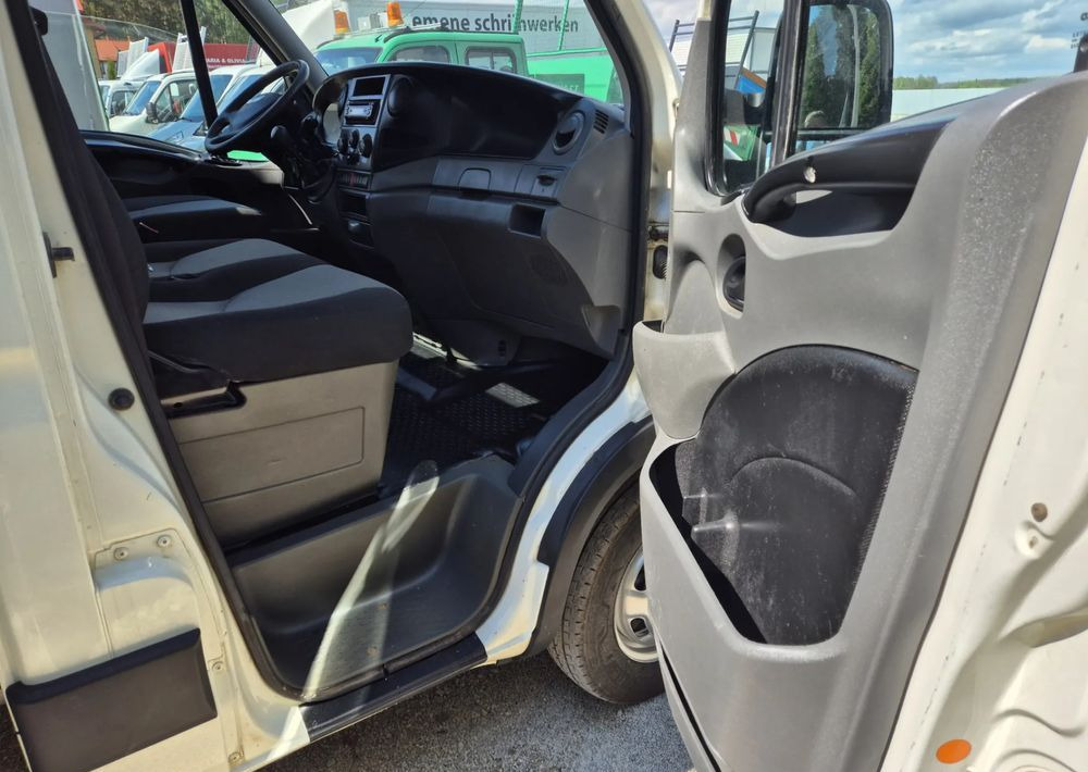 Iveco 35C15 3.0 150KM Wywrotka - Tipper van: picture 5 Iveco 35C15 3.0 150KM Wywrotka - Tipper van: picture 5