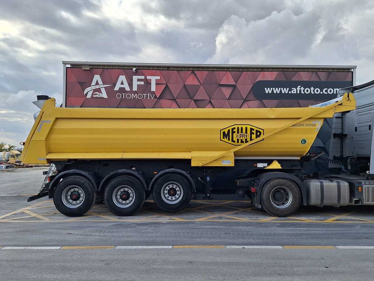 MEILLER - Tipper semi-trailer: picture 4 MEILLER - Tipper semi-trailer: picture 4