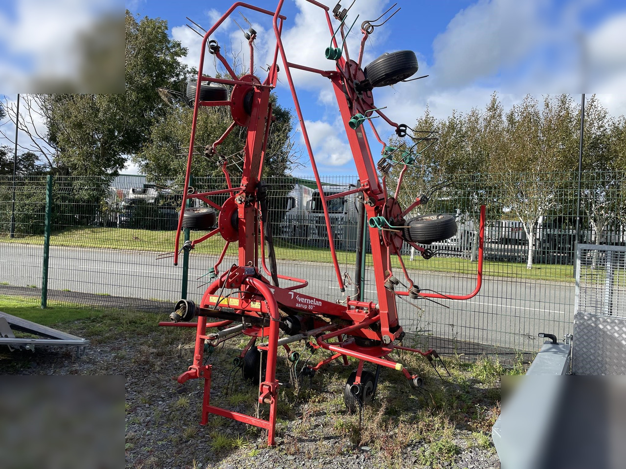 2015 KVERNELAND TAARUP 8076 - Tedder/ Rake: picture 1 2015 KVERNELAND TAARUP 8076 - Tedder/ Rake: picture 1