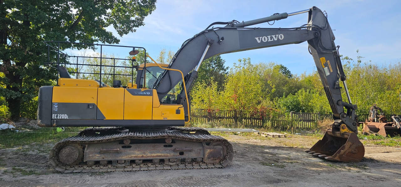 VOLVO EC220DL - Crawler excavator: picture 3 VOLVO EC220DL - Crawler excavator: picture 3