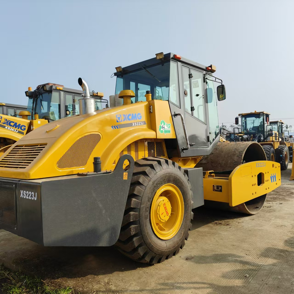 XCMG XS223J used road roller low hours factory price - Road roller: picture 3 XCMG XS223J used road roller low hours factory price - Road roller: picture 3