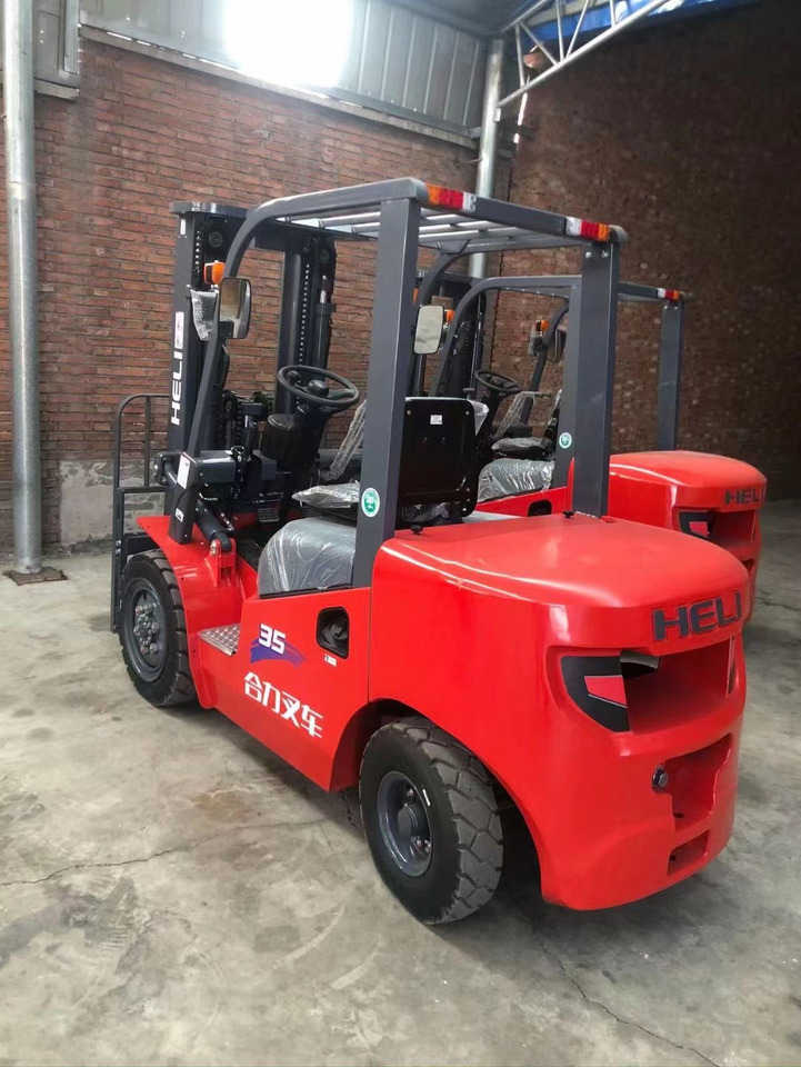 Heli brand new 3.5T diesel forklift(Clamp available) - Diesel forklift: picture 3 Heli brand new 3.5T diesel forklift(Clamp available) - Diesel forklift: picture 3