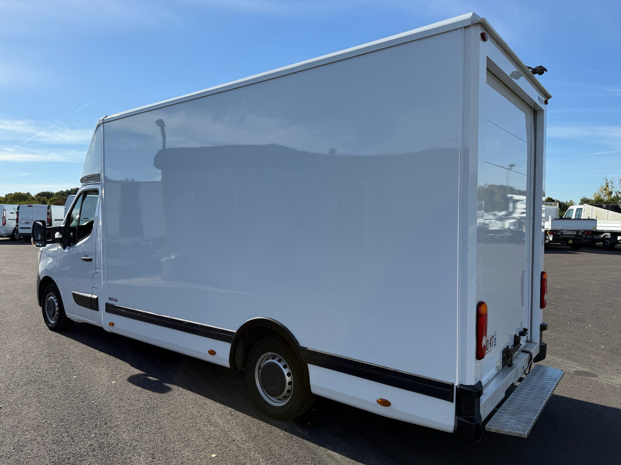 RENAULT MASTER 2.3 DCI 165 Planché Cabine Procar - Box van: picture 4 RENAULT MASTER 2.3 DCI 165 Planché Cabine Procar - Box van: picture 4