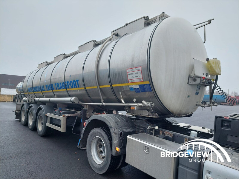 Kässbohrer - Tank semi-trailer: picture 5 Kässbohrer - Tank semi-trailer: picture 5