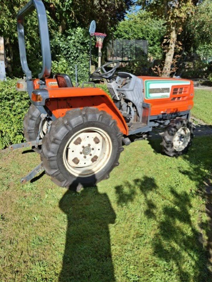Kleintraktor Hinomoto-Kubota 21 PS - Compact tractor: picture 3 Kleintraktor Hinomoto-Kubota 21 PS - Compact tractor: picture 3