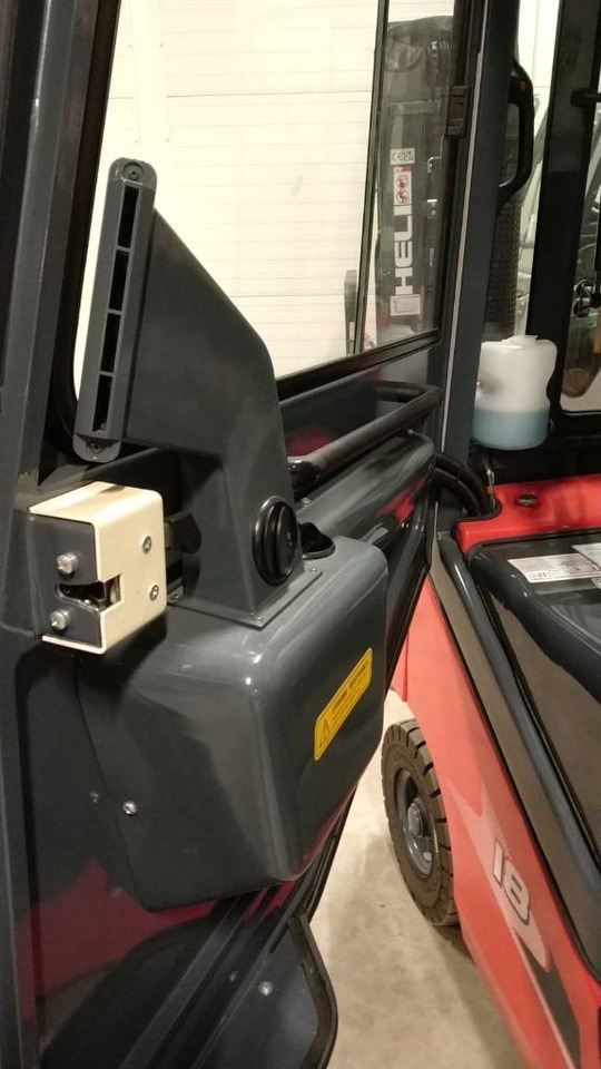 HELI CPCD18-XC26H - Forklift: picture 2 HELI CPCD18-XC26H - Forklift: picture 2