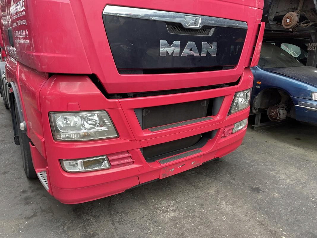 MASKA ATRAPA GRIL MAN TGX - Hood for Truck: picture 2 MASKA ATRAPA GRIL MAN TGX - Hood for Truck: picture 2