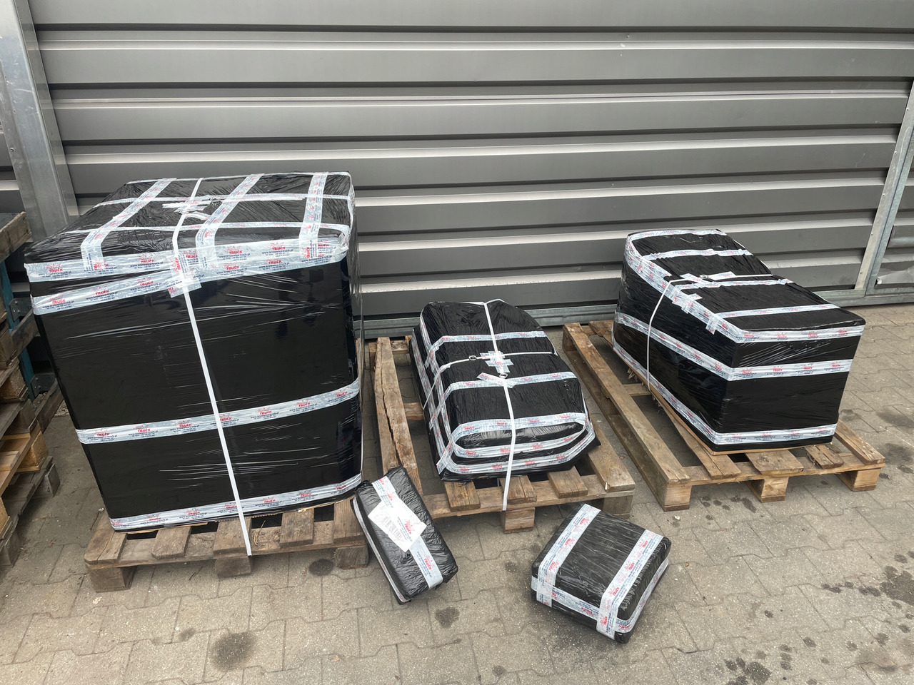 SCANIA R S PILOT PANEL STEROWANIE PODUSZEK ZAWIESZENIA WABCO NOWY4460564050 - Dashboard for Truck: picture 5 SCANIA R S PILOT PANEL STEROWANIE PODUSZEK ZAWIESZENIA WABCO NOWY4460564050 - Dashboard for Truck: picture 5