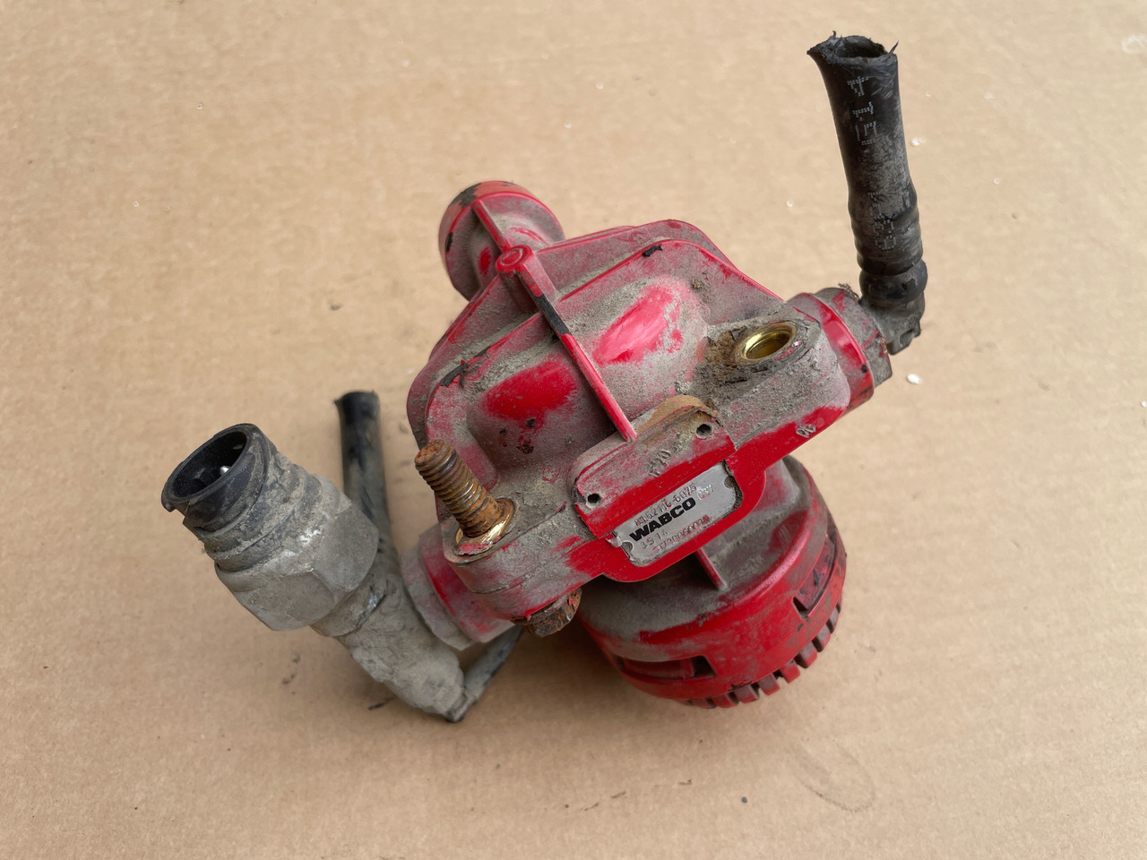 ZAWÓR HAMULCA RĘCZNEGO WABCO MAN TGX TGA TGS 81521166075 - Brake valve for Truck: picture 5 ZAWÓR HAMULCA RĘCZNEGO WABCO MAN TGX TGA TGS 81521166075 - Brake valve for Truck: picture 5