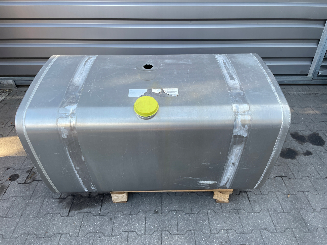 ZBIORNIK PALIWA MAN TGX TGS 580L 81122016934 - Fuel tank for Truck: picture 1 ZBIORNIK PALIWA MAN TGX TGS 580L 81122016934 - Fuel tank for Truck: picture 1