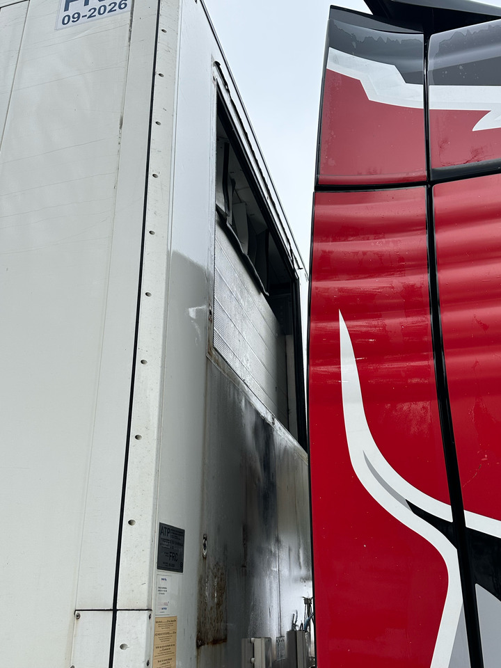 SCHMITZ Frigo - Isothermal semi-trailer: picture 4 SCHMITZ Frigo - Isothermal semi-trailer: picture 4