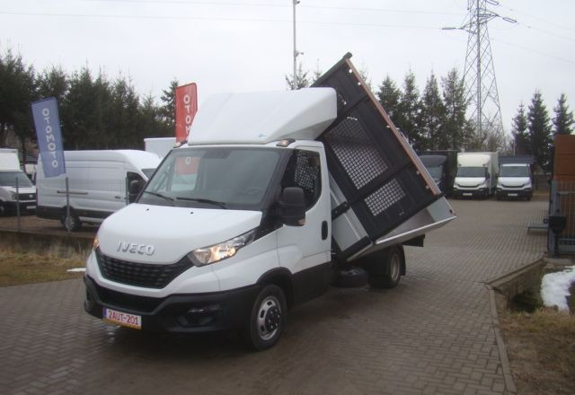 Iveco DAILY 35 C 15 3.5T 4.60M 3.5T NA HAKU CLIMATRONIC - Tipper van: picture 1 Iveco DAILY 35 C 15 3.5T 4.60M 3.5T NA HAKU CLIMATRONIC - Tipper van: picture 1