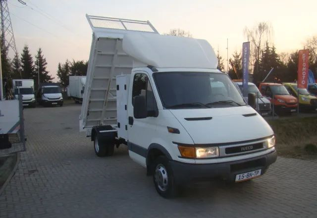Iveco DAILY 40 C 12 - Tipper van: picture 4 Iveco DAILY 40 C 12 - Tipper van: picture 4