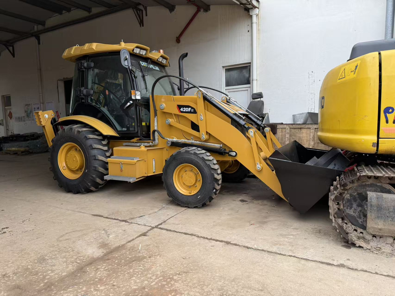 Caterpillar 420F - Backhoe loader: picture 5 Caterpillar 420F - Backhoe loader: picture 5