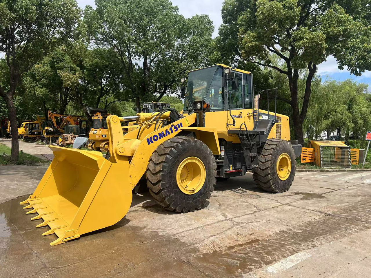 KOMATSU WA380 - Wheel loader: picture 4 KOMATSU WA380 - Wheel loader: picture 4