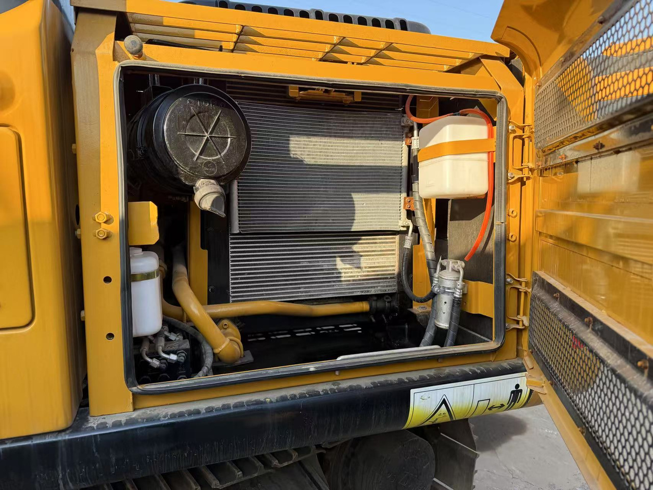 SANY sy135 - Crawler excavator: picture 4 SANY sy135 - Crawler excavator: picture 4