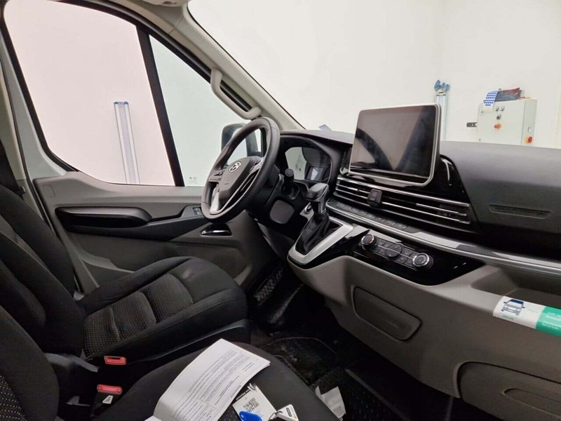 Maxus eDeliver 9 L3H2 Bus. 89 kWh AUT/AC/LMV/PDC/LED - Commercial vehicle: picture 4 Maxus eDeliver 9 L3H2 Bus. 89 kWh AUT/AC/LMV/PDC/LED - Commercial vehicle: picture 4