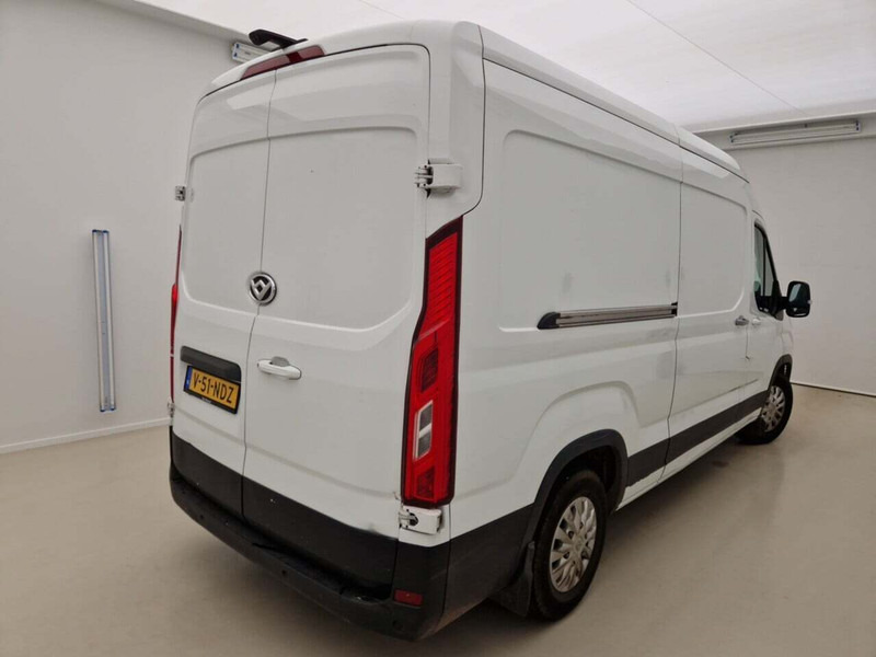 Maxus eDeliver 9 L3H2 Bus. 89 kWh AUT/AC/LMV/PDC/LED - Commercial vehicle: picture 3 Maxus eDeliver 9 L3H2 Bus. 89 kWh AUT/AC/LMV/PDC/LED - Commercial vehicle: picture 3