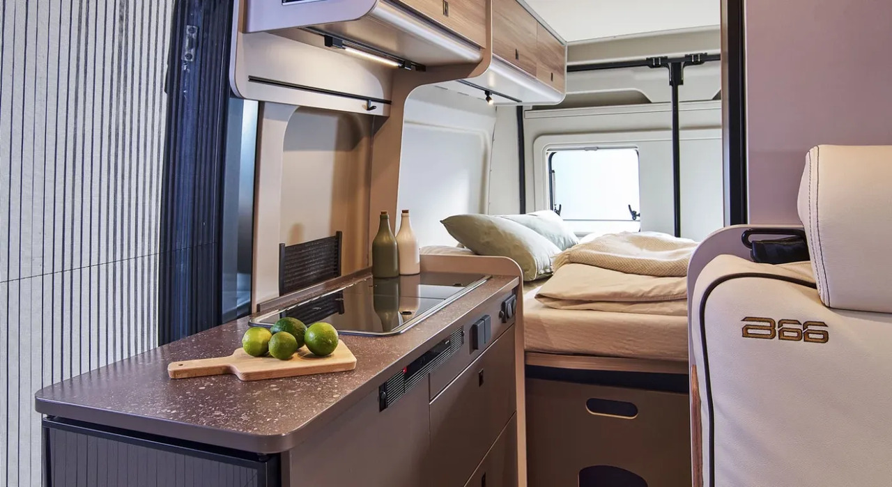 Bürstner B66 C 600 B 66 Voll ausgestattet - Camper van: picture 3 Bürstner B66 C 600 B 66 Voll ausgestattet - Camper van: picture 3