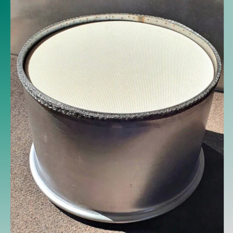 Nowy DPF MAN TGX Euro 6 + Zestaw uszczelek - Muffler/ Exhaust system for Truck: picture 1 Nowy DPF MAN TGX Euro 6 + Zestaw uszczelek - Muffler/ Exhaust system for Truck: picture 1