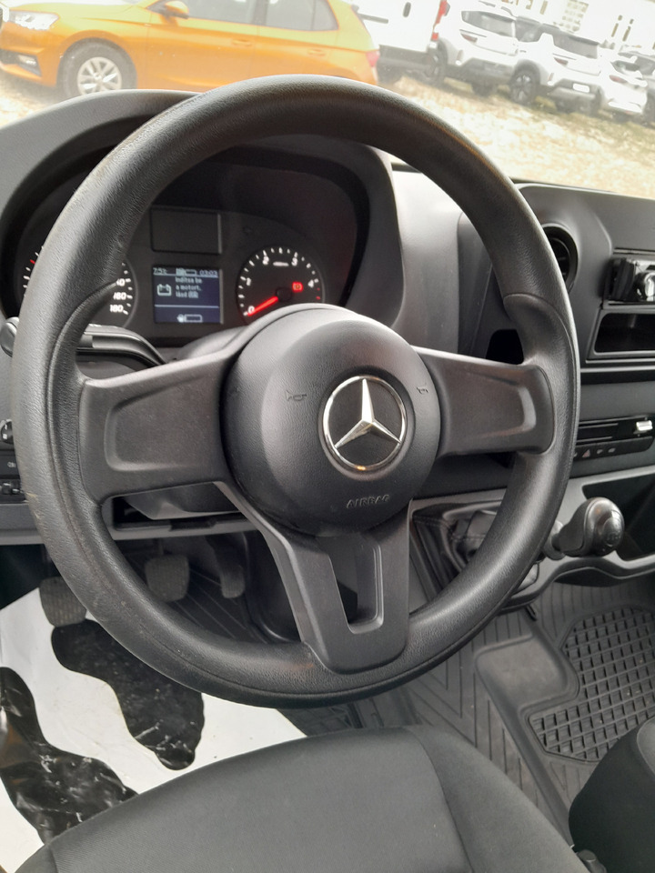 Open body delivery van MERCEDES-BENZ Sprinter 316 CDI 4x2: picture 9