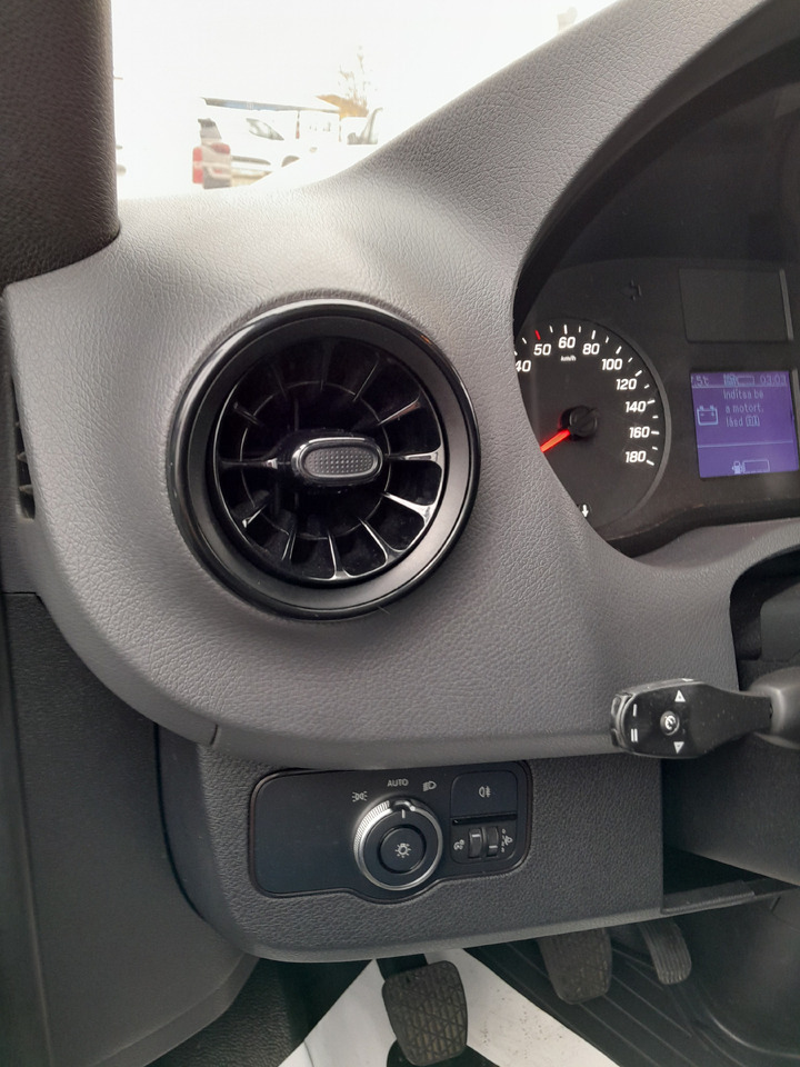 Open body delivery van MERCEDES-BENZ Sprinter 316 CDI 4x2: picture 7