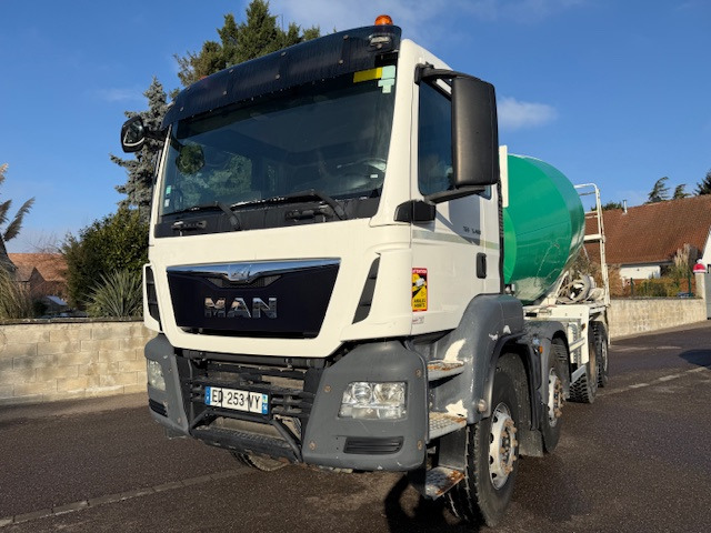 MAN TGS 35.400 LIEBHERR 9m3 - Concrete mixer truck: picture 2 MAN TGS 35.400 LIEBHERR 9m3 - Concrete mixer truck: picture 2
