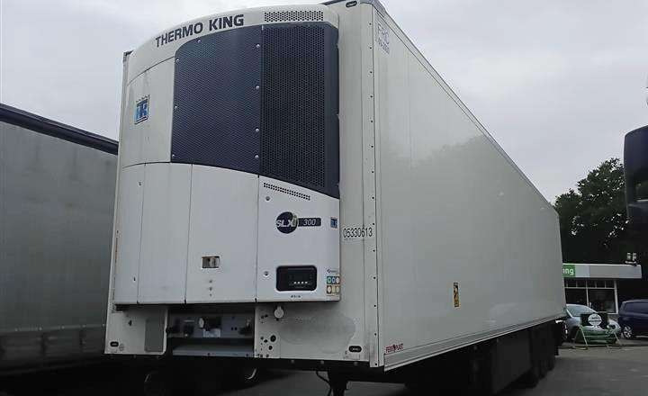Schmitz Cargobull SCB Thermoking - Refrigerator semi-trailer: picture 2 Schmitz Cargobull SCB Thermoking - Refrigerator semi-trailer: picture 2
