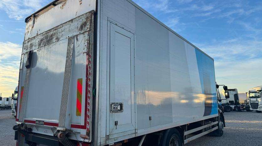 Volvo FL 240 - Refrigerator truck: picture 4 Volvo FL 240 - Refrigerator truck: picture 4