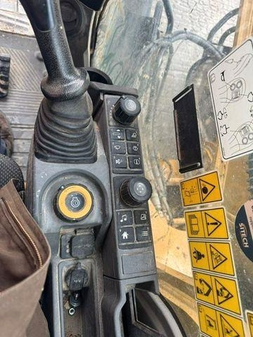 Crawler excavator CAT 330 Next Gen: picture 9