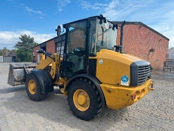 CAT 906M - Wheel loader: picture 3 CAT 906M - Wheel loader: picture 3